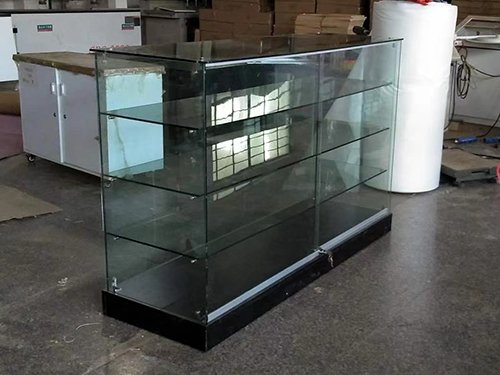 glass showcase 1